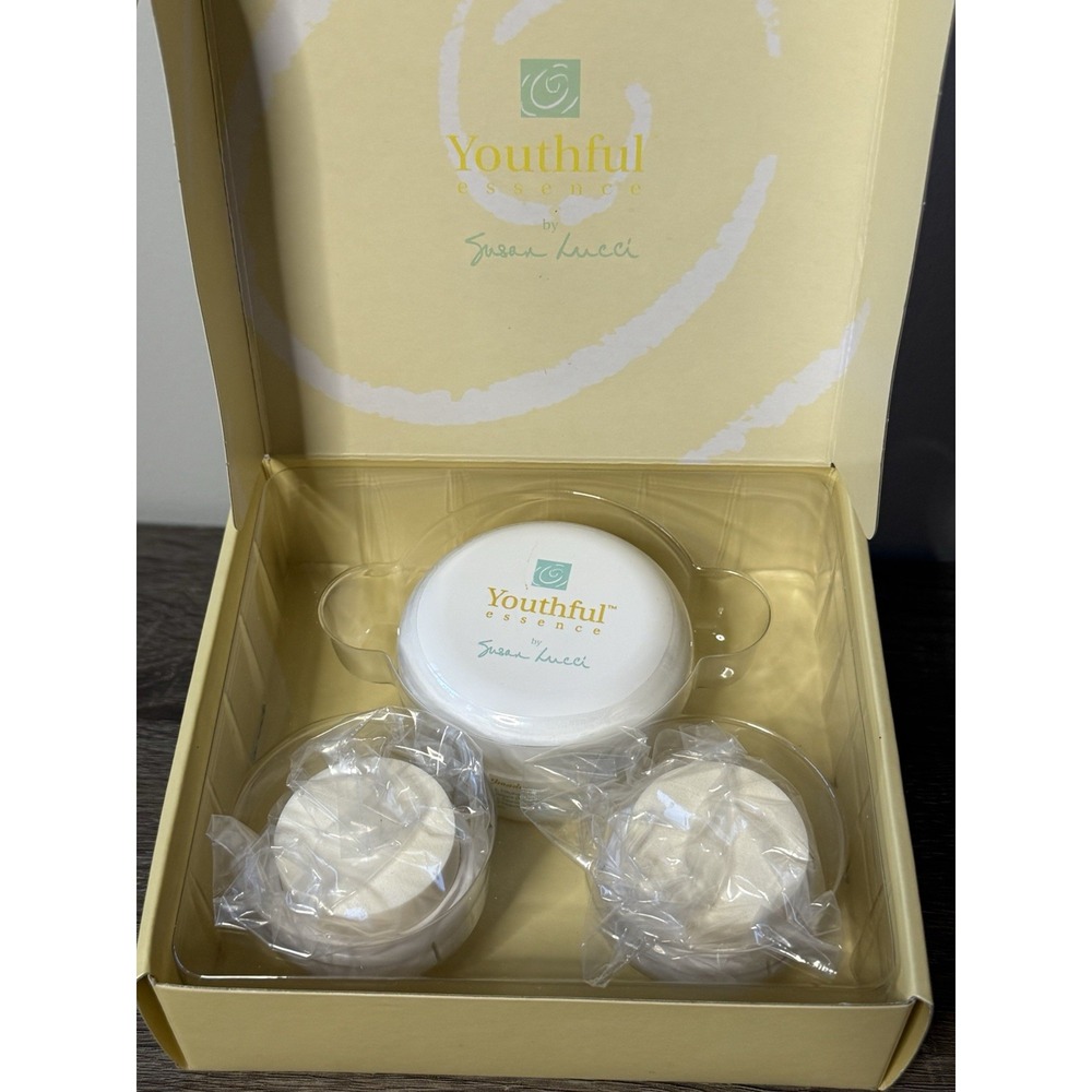 Youthful Essence By Susan Lucci Vitamin Enriched Resurfacing Cream W/ Pads 2.5oz